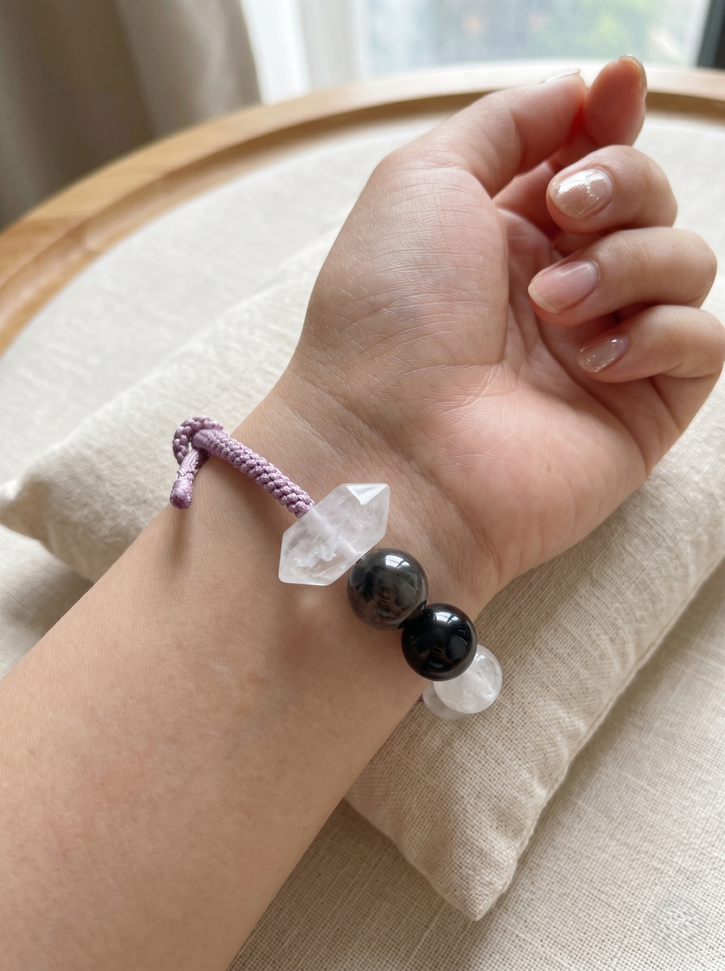 ORIENTAL VIBE Leo Zodiac Crystal Energy Bracelet - Hand-Woven Amethyst & Clear Quartz Bracelet for Regal Confidence