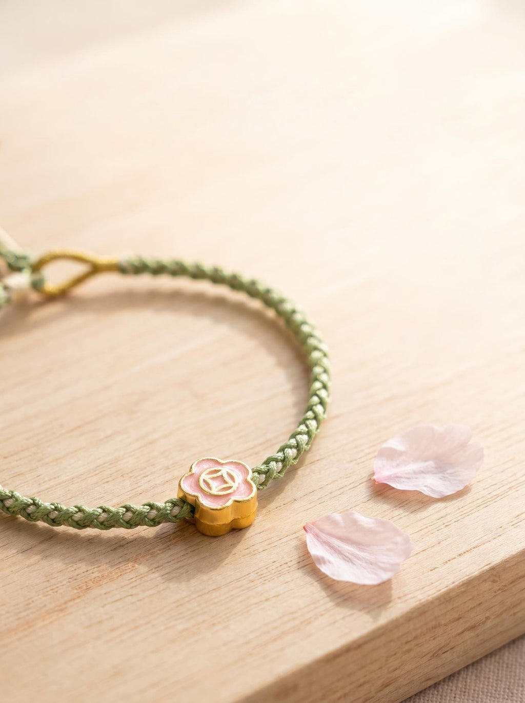ORIENTAL VIBE | Beginning of Spring "Awakening of Spring" Tender green Hand-Woven Dragon Scale Bracelet with Peach Blossom Accent, Adjustable