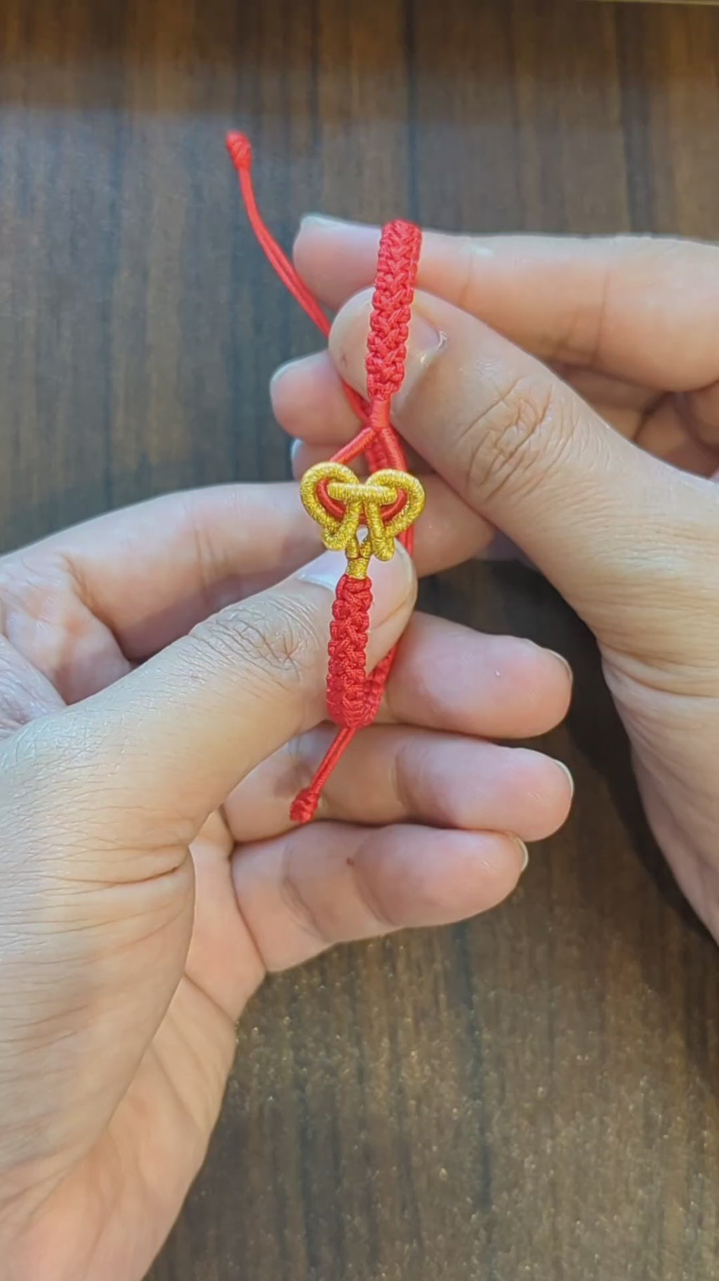 ORIENTAL VIBE: Hand-Woven "Joined-Heart" (Tong Xin) Red Cord Bracelet | Symbolizing Eternal Love