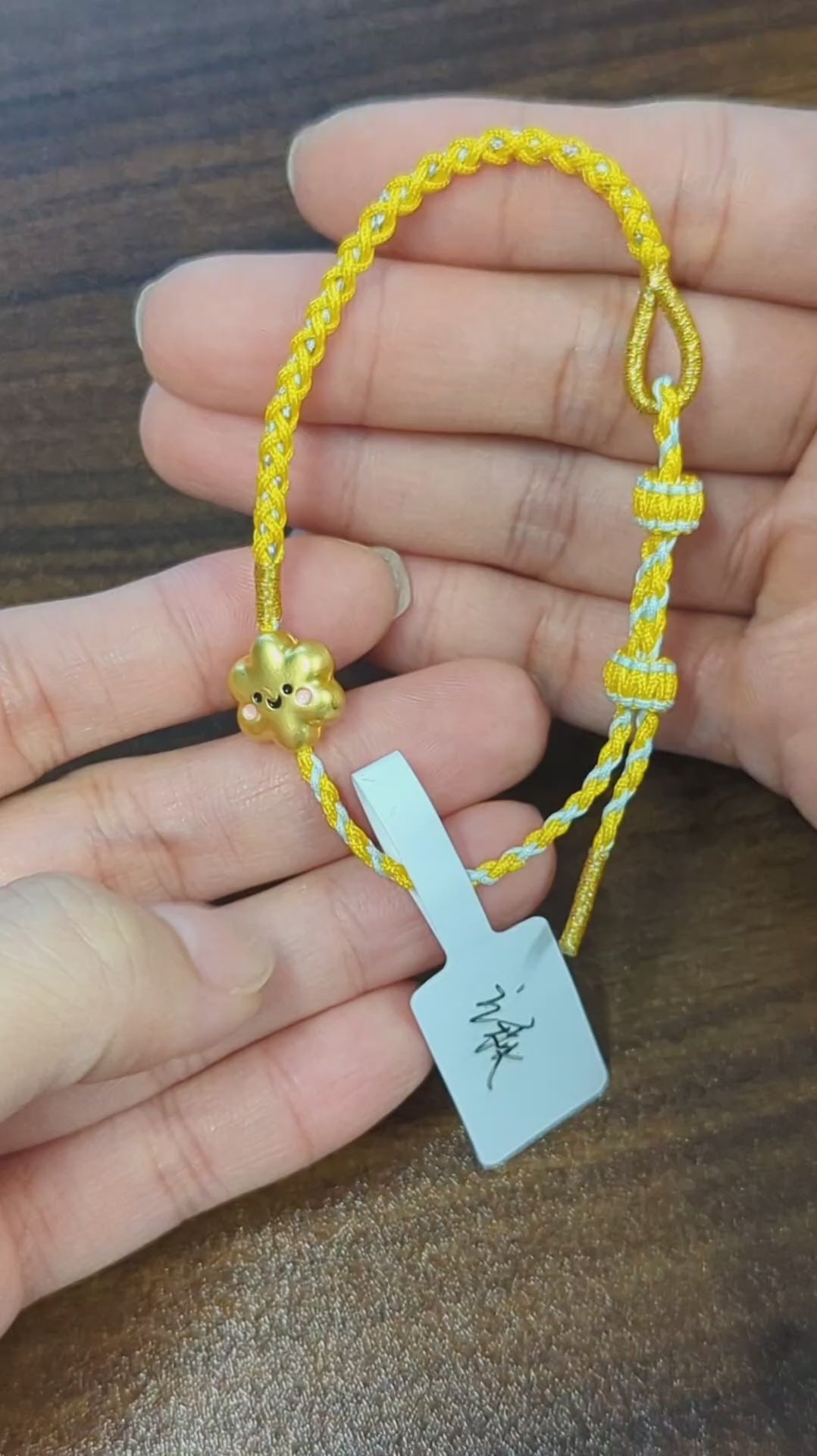 ORIENTAL VIBE | Beginning of Autumn Handcrafted Dragon Scale Bracelet Inlaid with Gold Healing Cloud Charm, Adjustable